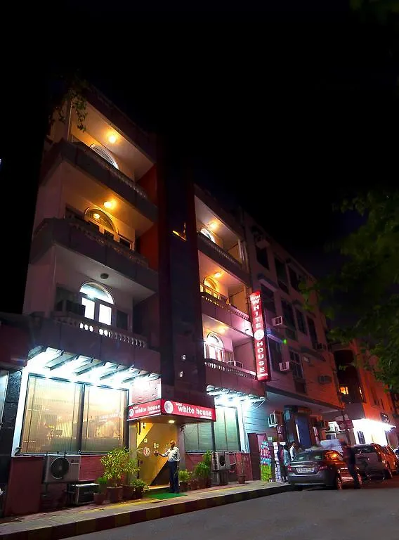 Capital O 2382 Hotel White House Continental Delhi