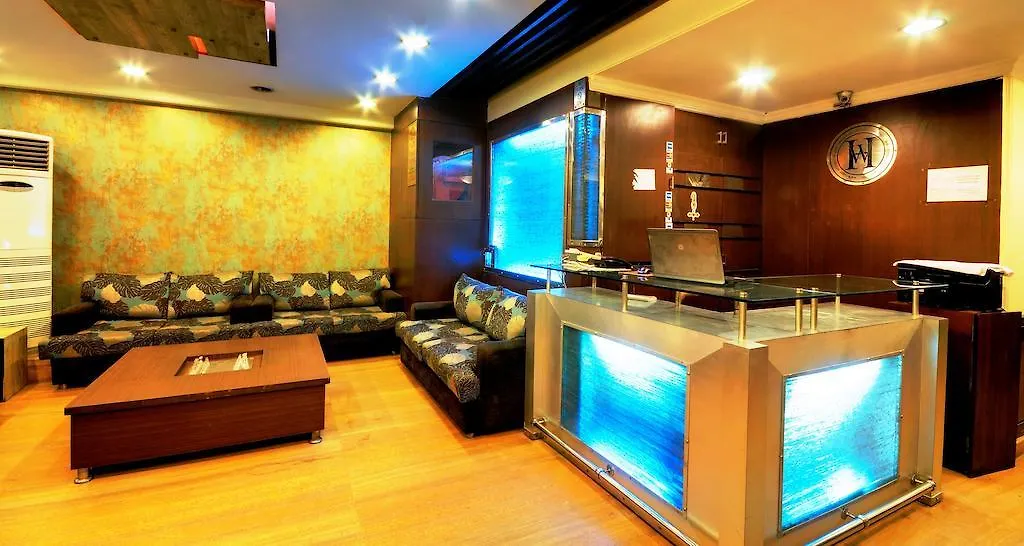 Capital O 2382 Hotel White House Continental Delhi