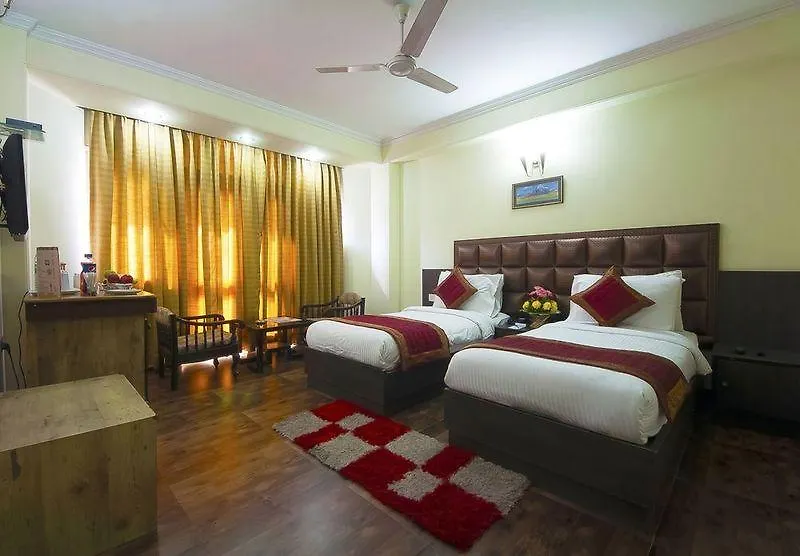 Capital O 2382 Hotel White House Continental Delhi  3*, Delhi (National Capital Territory of India)