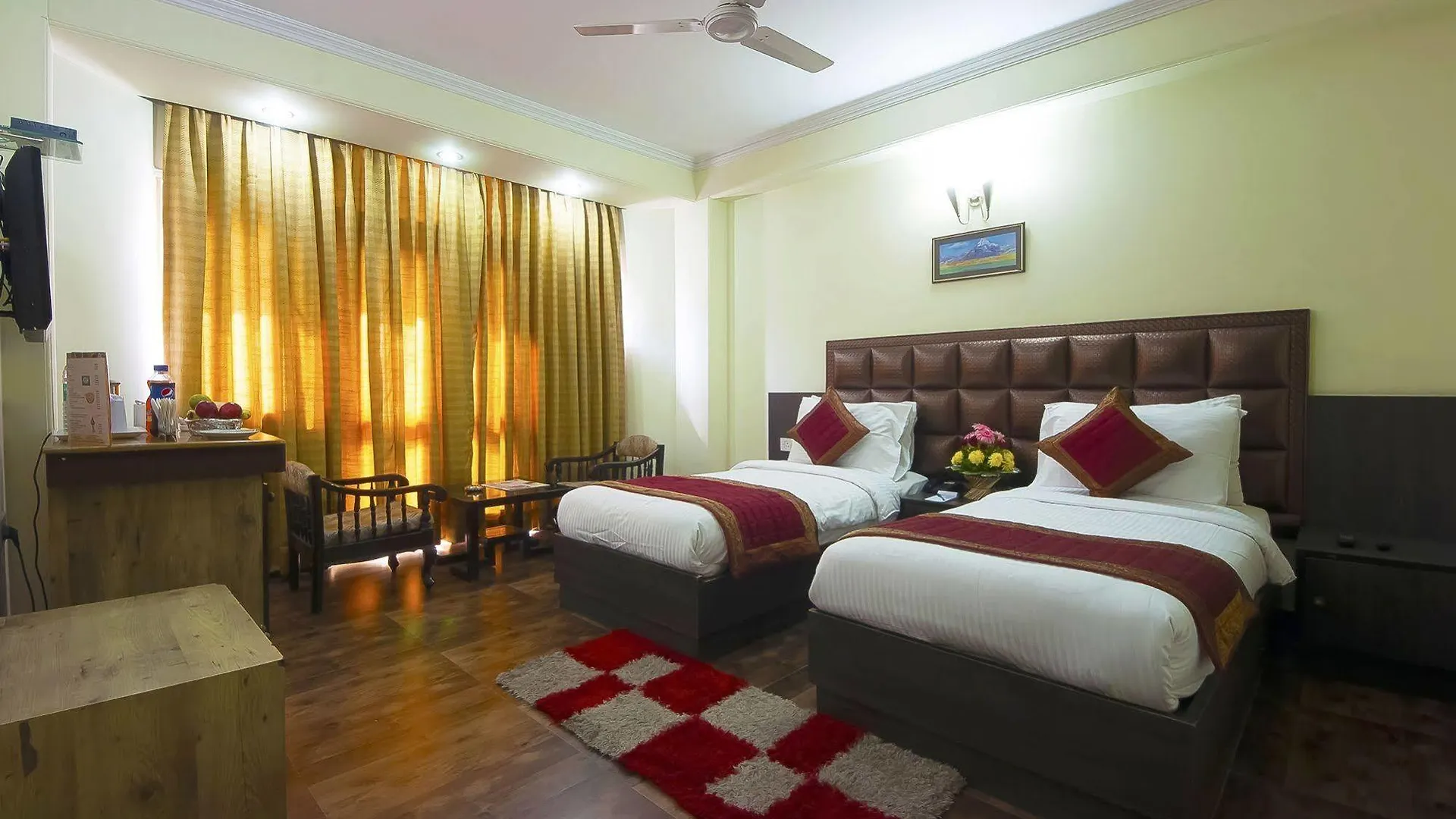 Capital O 2382 Hotel White House Continental Delhi  Delhi (National Capital Territory of India)