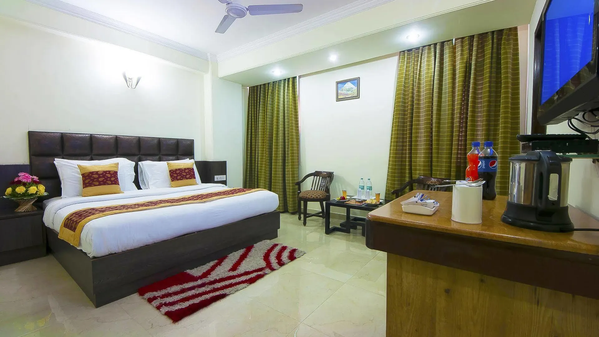 Capital O 2382 Hotel White House Continental Delhi  India