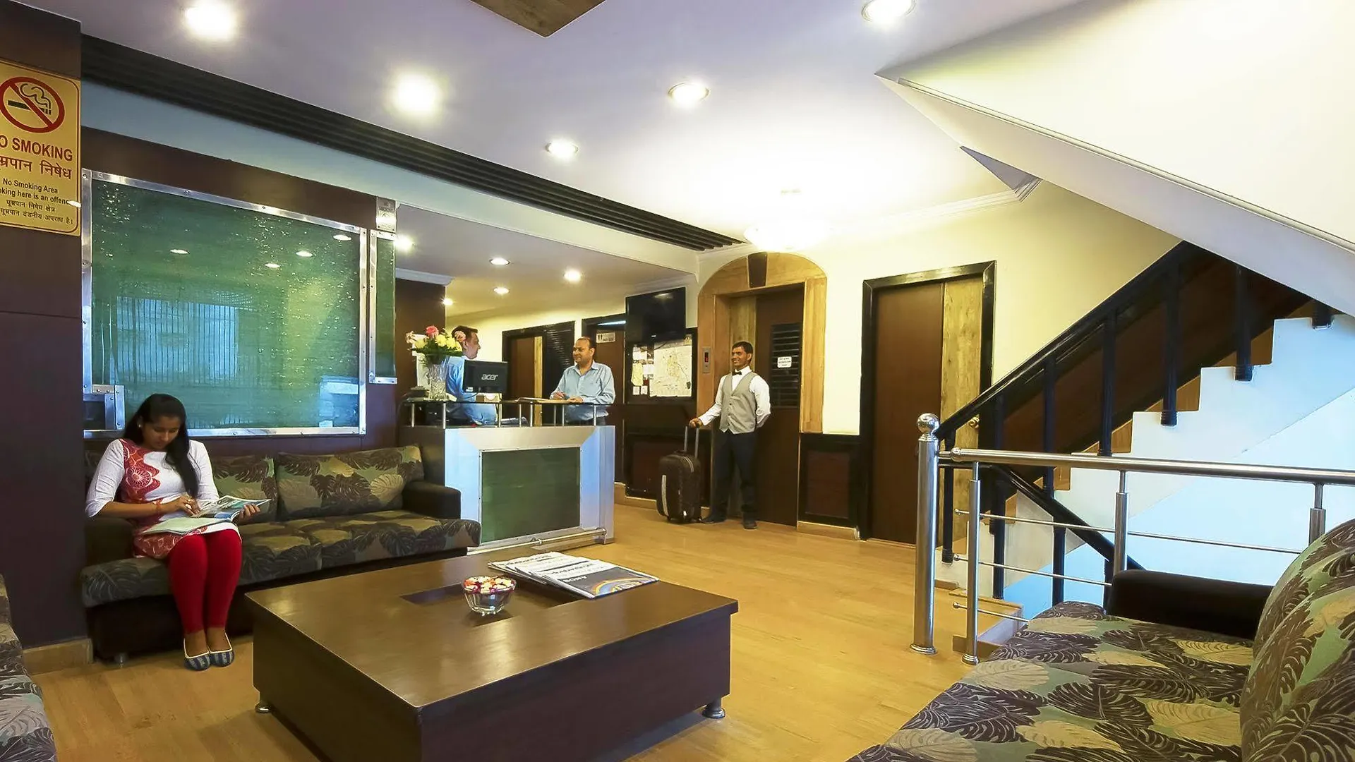 Capital O 2382 Hotel White House Continental Delhi   Delhi (National Capital Territory of India)